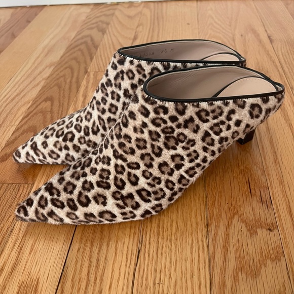 Stuart Weitzman Real Fur Cheetah Print Mira Mules - Picture 1 of 6